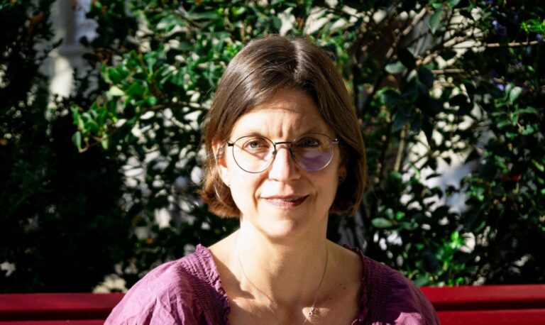 Shoah-Nachfahrin Paula Martinarbeitet als Dolmetscherin in Bern und gibt Vorträge.